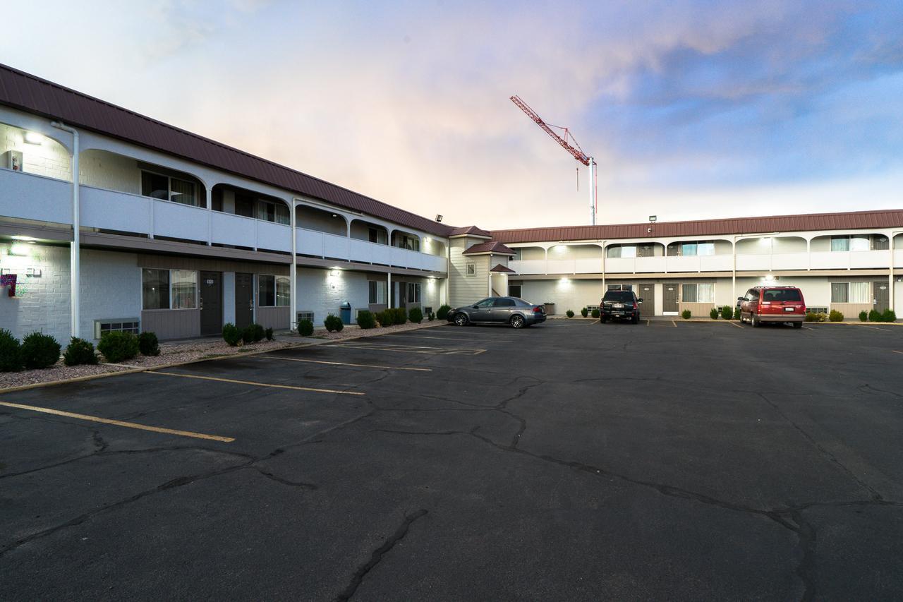 Little Suites Provo Extended Stay エクステリア 写真