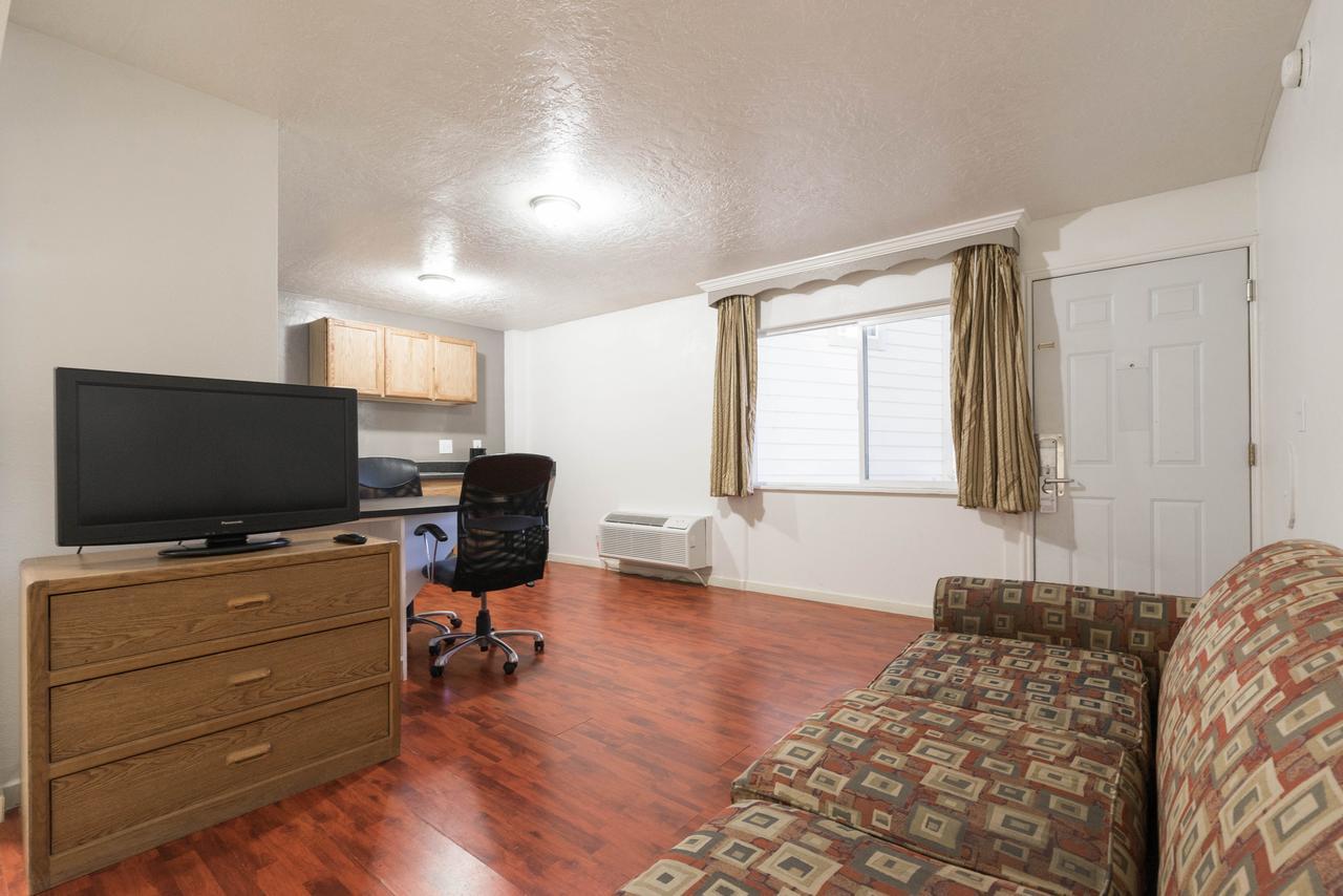 Little Suites Provo Extended Stay エクステリア 写真