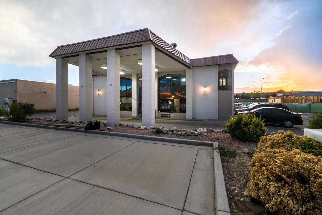 Little Suites Provo Extended Stay エクステリア 写真