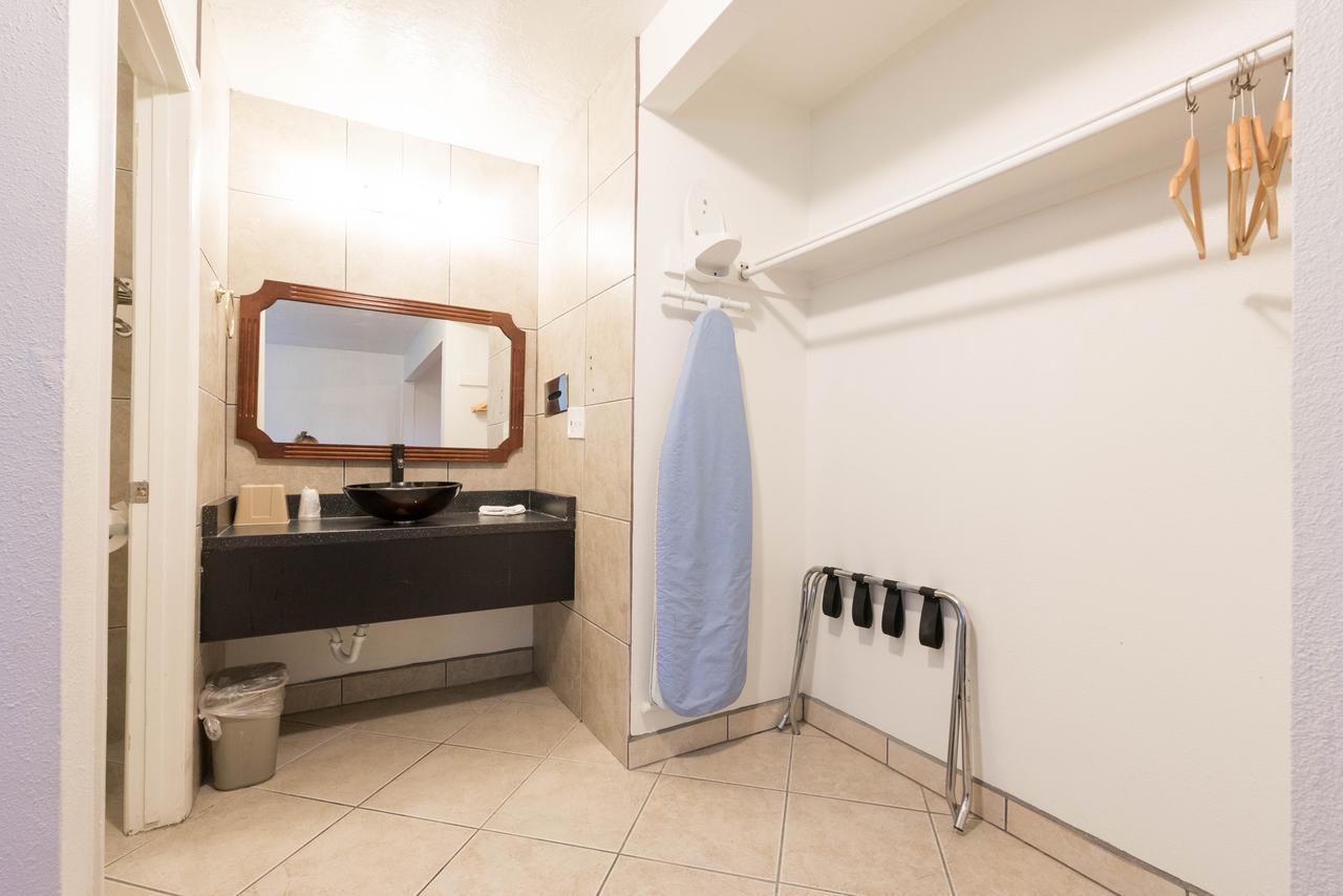Little Suites Provo Extended Stay エクステリア 写真